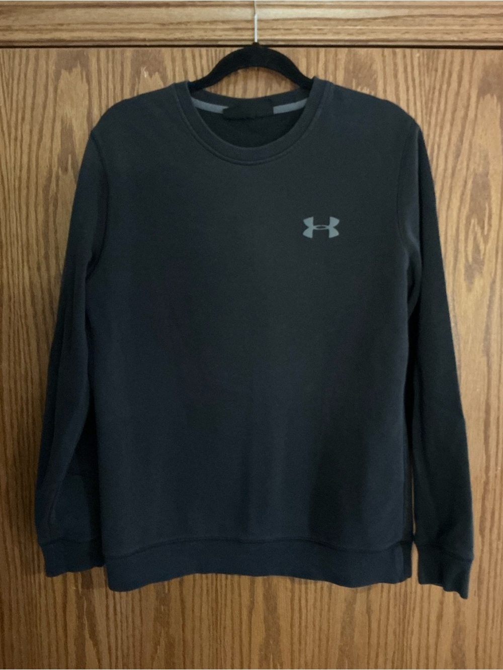 Under Armour Men’s Cold gear Crewneck Sweatshirt -Navy with Gray Logo med